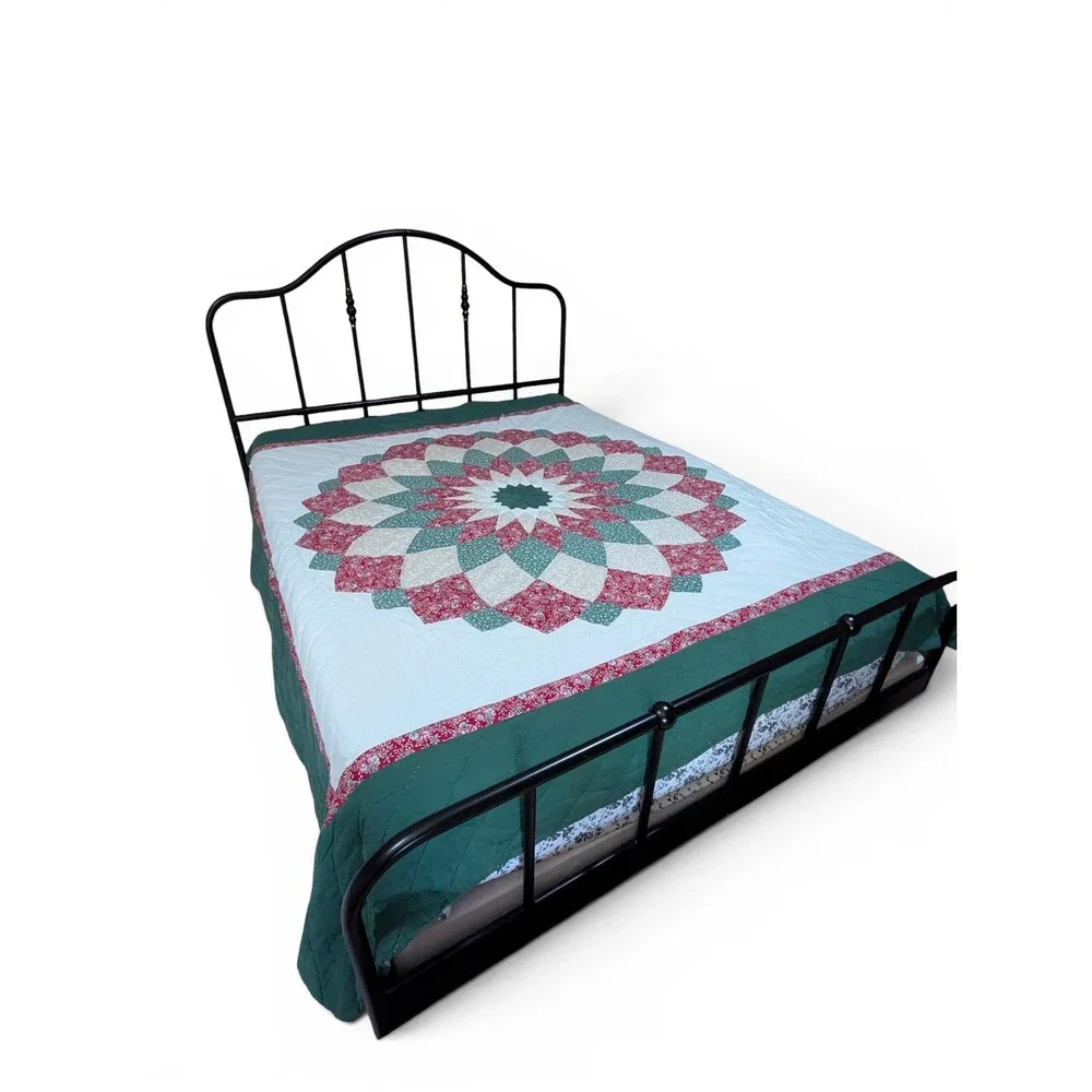 Vintage Handmade Floral Medallion Quilt 83x84 Cottagecore Bedding